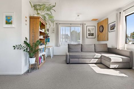 Photo of property in 13 Robinson Street, Katikati, 3129