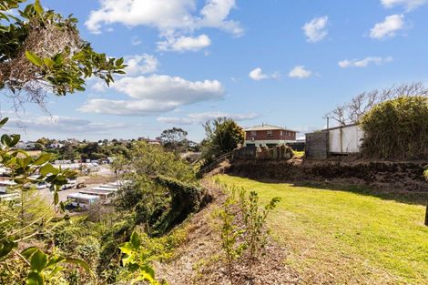 Photo of property in 168 Tukapa Street, Westown, New Plymouth, 4310
