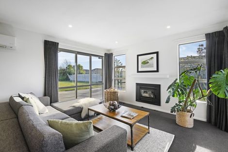 Photo of property in 6 Baxter Crescent, Rolleston, 7614