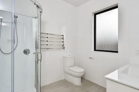 Photo of property in 22 Boocock Crescent, Orewa, 0931