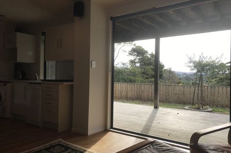Photo of property in 38 Highland Avenue, Titirangi, Auckland, 0604