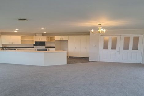 Photo of property in 9 Towai Street, Inglewood, 4330