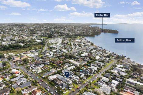 Photo of property in 2/4 Cecil Road, Milford, Auckland, 0620