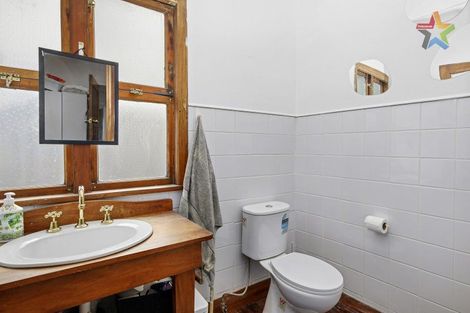 Photo of property in 457 Stokes Valley Road, Stokes Valley, Lower Hutt, 5019