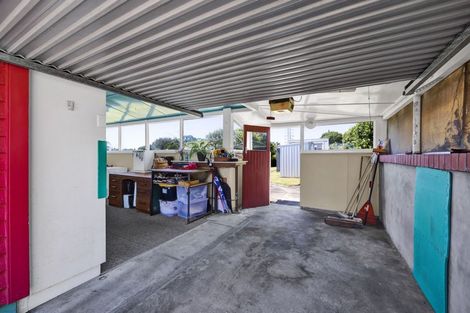 Photo of property in 24 Tarahua Road, Vogeltown, New Plymouth, 4310