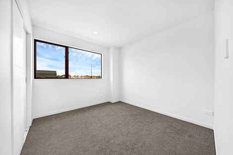 Photo of property in 49 Maungakaraka Road, Karaka, 2580