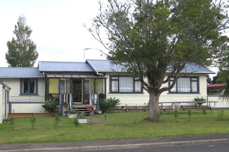 Photo of property in 2/331 Royal Road, Massey, Auckland, 0614