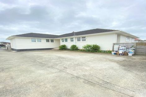 Photo of property in 48 Arimu Road, Papakura, 2110