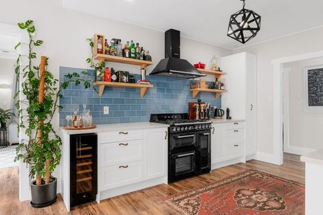 Photo of property in 28 Bond Street, Hamilton East, Hamilton, 3216