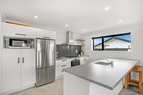 Photo of property in 37 Clydesdale Drive, Holmes Hill, Oamaru, 9401