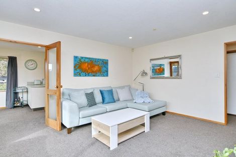 Photo of property in 5 Rossiter Avenue, Redwood, Christchurch, 8051