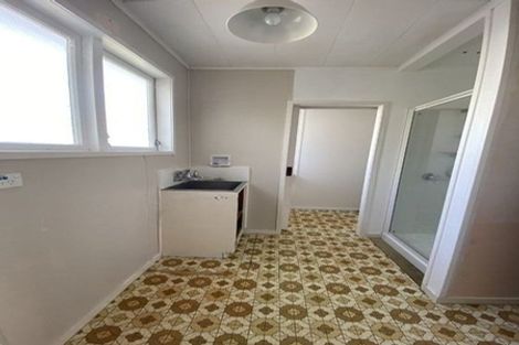 Photo of property in 244 Vipond Road, Stanmore Bay, Whangaparaoa, 0932