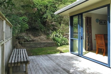 Photo of property in 16 Stonefield Place, Johnsonville, Wellington, 6037