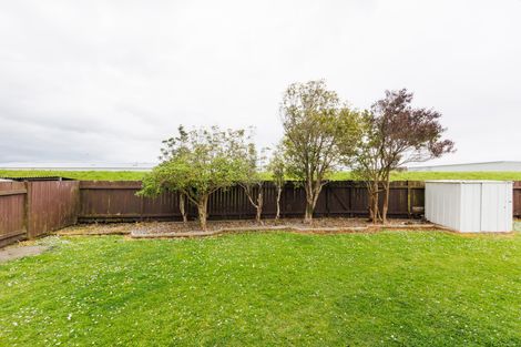 Photo of property in 25 Willowstream Grove, Cloverlea, Palmerston North, 4412