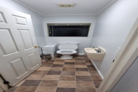 Photo of property in 11 Kotuku Drive, Paraparaumu Beach, Paraparaumu, 5032