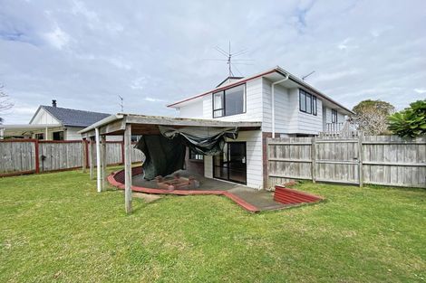 Photo of property in 19 Sunningdale Street, Wattle Downs, Auckland, 2103