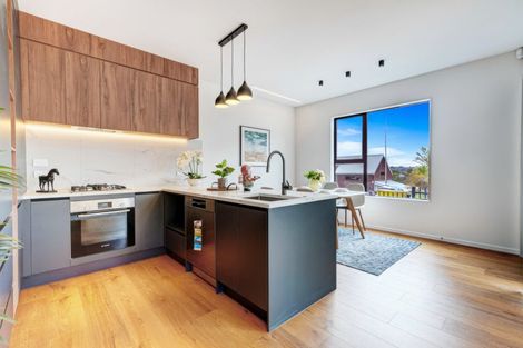 Photo of property in 2c Tiri View Place, Waiake, Auckland, 0630