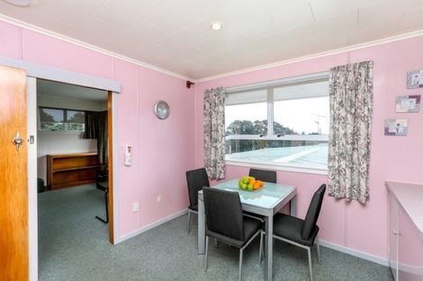 Photo of property in 37b Breakwater Road, Moturoa, New Plymouth, 4310
