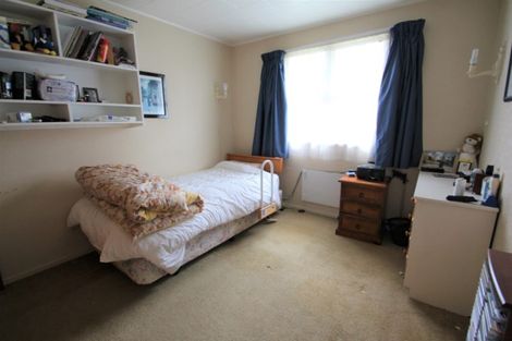 Photo of property in 13 Eccles Street, Gore, 9710