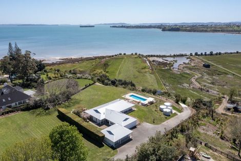 Photo of property in 339 Clifton Road, Whitford, Howick, 2571