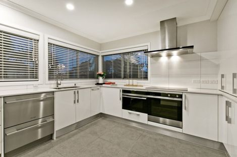 Photo of property in 1/2 Ocean View Road, Milford, Auckland, 0620