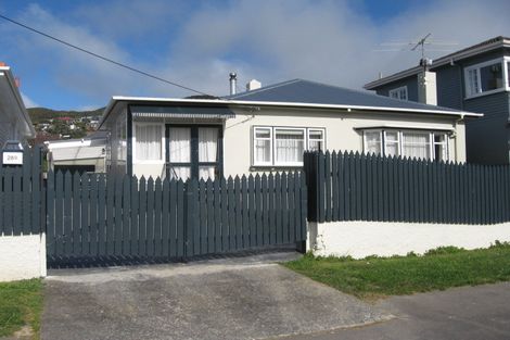 Photo of property in 289 Karori Road, Karori, Wellington, 6012