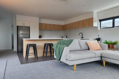 Photo of property in 140 Ngamotu Road, Spotswood, New Plymouth, 4310