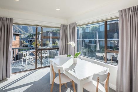 Photo of property in 55 Thatcher Crescent, Crofton Downs, Wellington, 6035