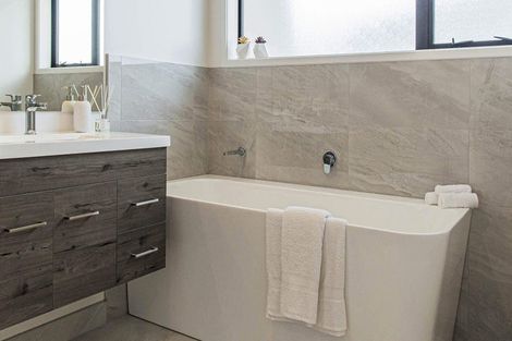 Photo of property in 13 Silvereye Street, Halswell, 8025