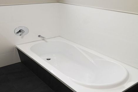 Photo of property in 187 Sievers Grove, Cannons Creek, Porirua, 5024