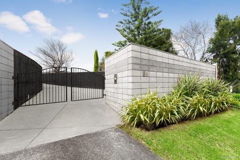 Photo of property in 8a Oteha Valley Road, Northcross, Auckland, 0632