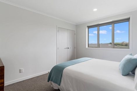 Photo of property in Waterview Estate, 69/4 Greystone Place, Omokoroa, 3114