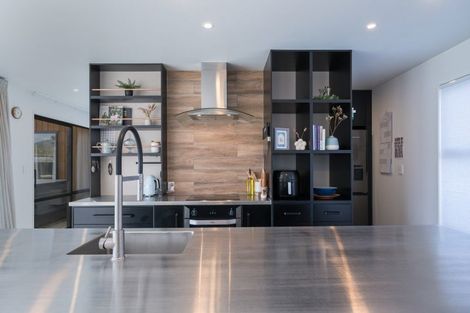 Photo of property in 12 Puketutu Grove, Motueka, 7120