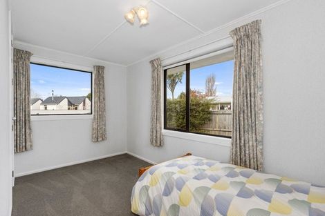 Photo of property in 25 Charnwood Crescent, Bishopdale, Christchurch, 8051