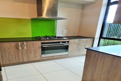 Photo of property in 5 Courage Road, Papakura, 2110