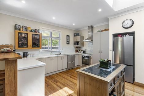 Photo of property in 37 Jordan Terrace, Lansdowne, Masterton, 5810