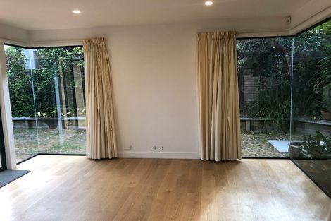 Photo of property in 1/2 The Esplanade, Castor Bay, Auckland, 0620