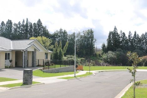 Photo of property in 14 Layla Place, Katikati, 3178