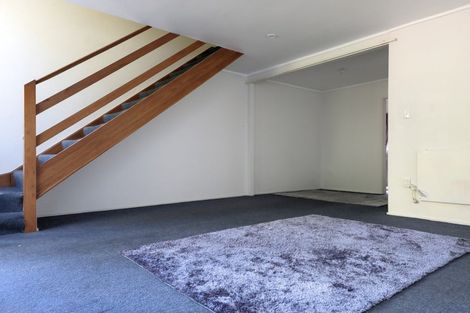 Photo of property in 2/24 Akatea Street, Berhampore, Wellington, 6023