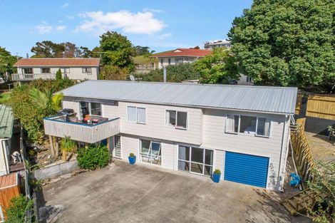 Photo of property in 1/16 Midgley Road, West Harbour, Auckland, 0618