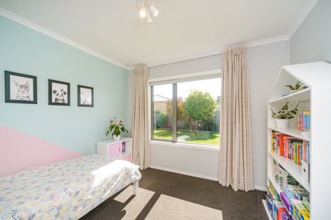 Photo of property in 4 Poplar Grove, Feilding, 4702