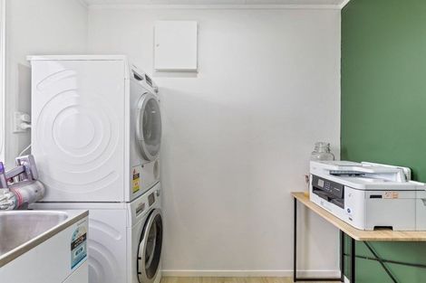 Photo of property in 10 Frances Street, Tirau, 3410