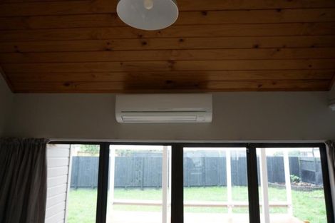 Photo of property in 12 Houhere Place, Pukete, Hamilton, 3200