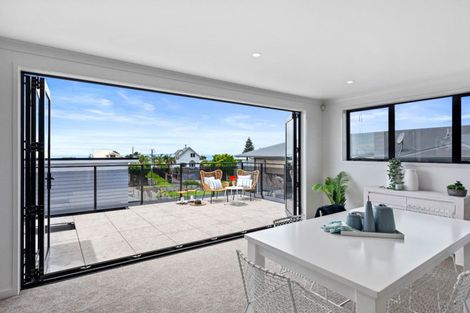 Photo of property in 1020c Papamoa Beach Road, Papamoa Beach, 3118