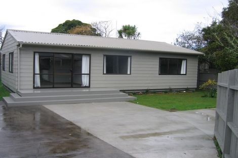 Photo of property in 2/7 Domain Road, Weymouth, Auckland, 2103
