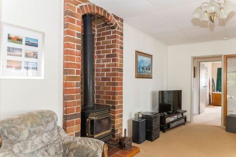 Photo of property in 25 Neptune Street, Dannevirke, 4930