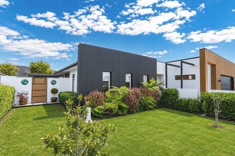 Photo of property in 12 Sloan Avenue, Rangiora, 7400