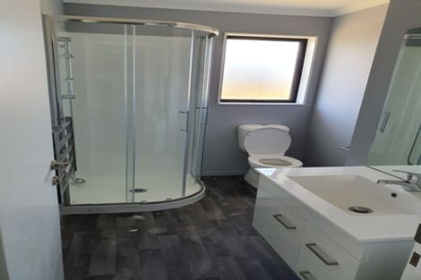 Photo of property in 37 Reuben Avenue, Rolleston, 7615