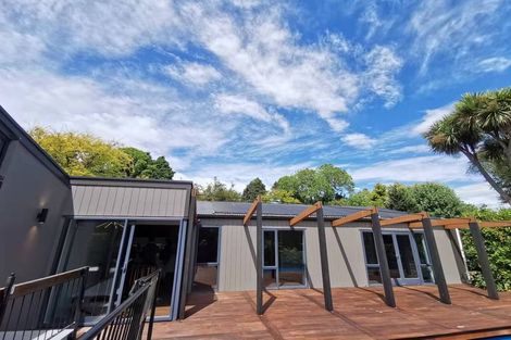 Photo of property in 89 Avonhead Road, Avonhead, Christchurch, 8042