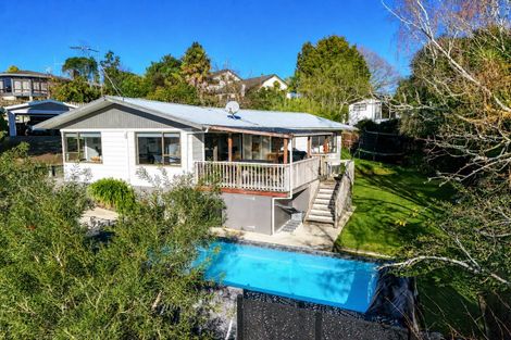 Photo of property in 15 Amanda Avenue, Dinsdale, Hamilton, 3204